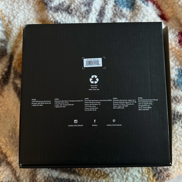 Sorel Hi-Line Lace up Chelsea Boots - Picture 6 of 6